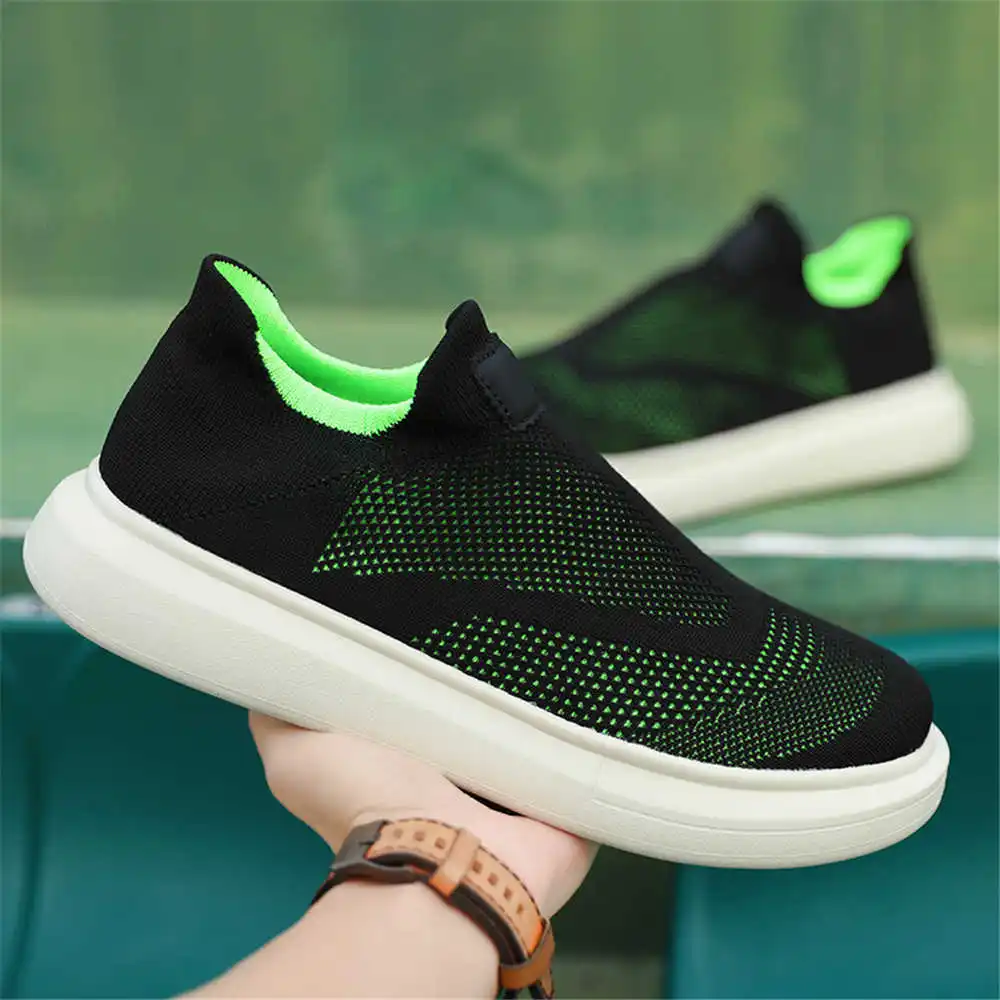 ถุงน่องแพลตฟอร์มรองเท้าสีน้ำตา - Street Fashion Vietnam บทวิจารณ์และราคา